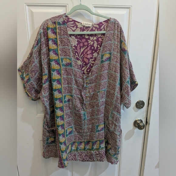Kantha Bae Free To Be Tunic - Picture 1 of 6